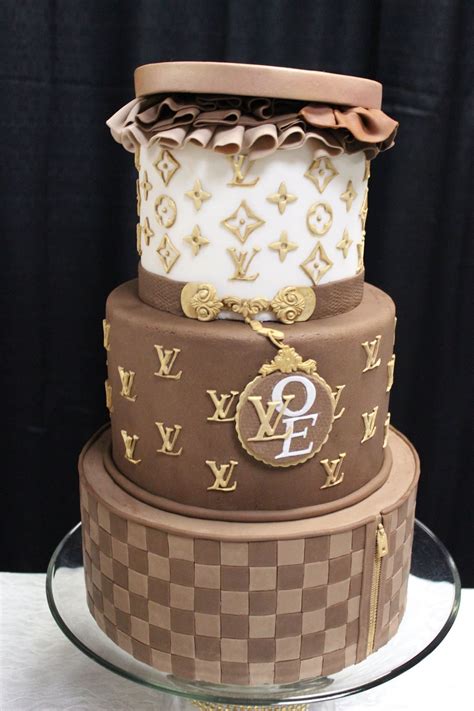 motif louis vuitton pour gateau|55+ Louis Vuitton Themed Cake Ideas For Birthday or Wedding.